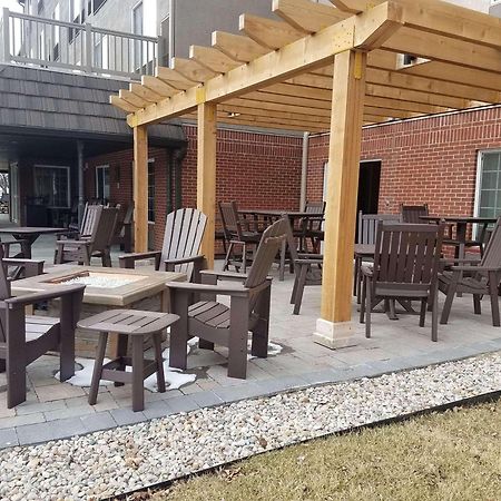 Country Inn & Suites By Radisson, Indianapolis Airport South, In Eksteriør bilde